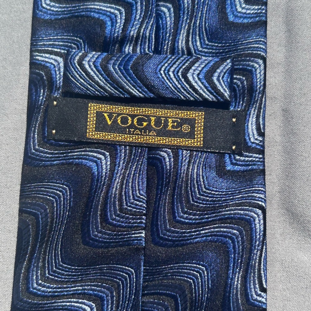 Vogue Italia Silk Blue Tie Elegant Accessory